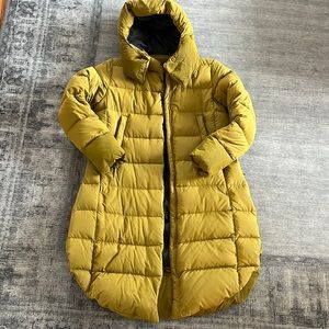 The North Face Women’s Cyros Down Parka II